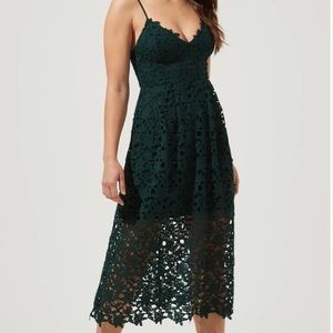 Lace A line dress ( Brand: ASTR the label, Size: M)